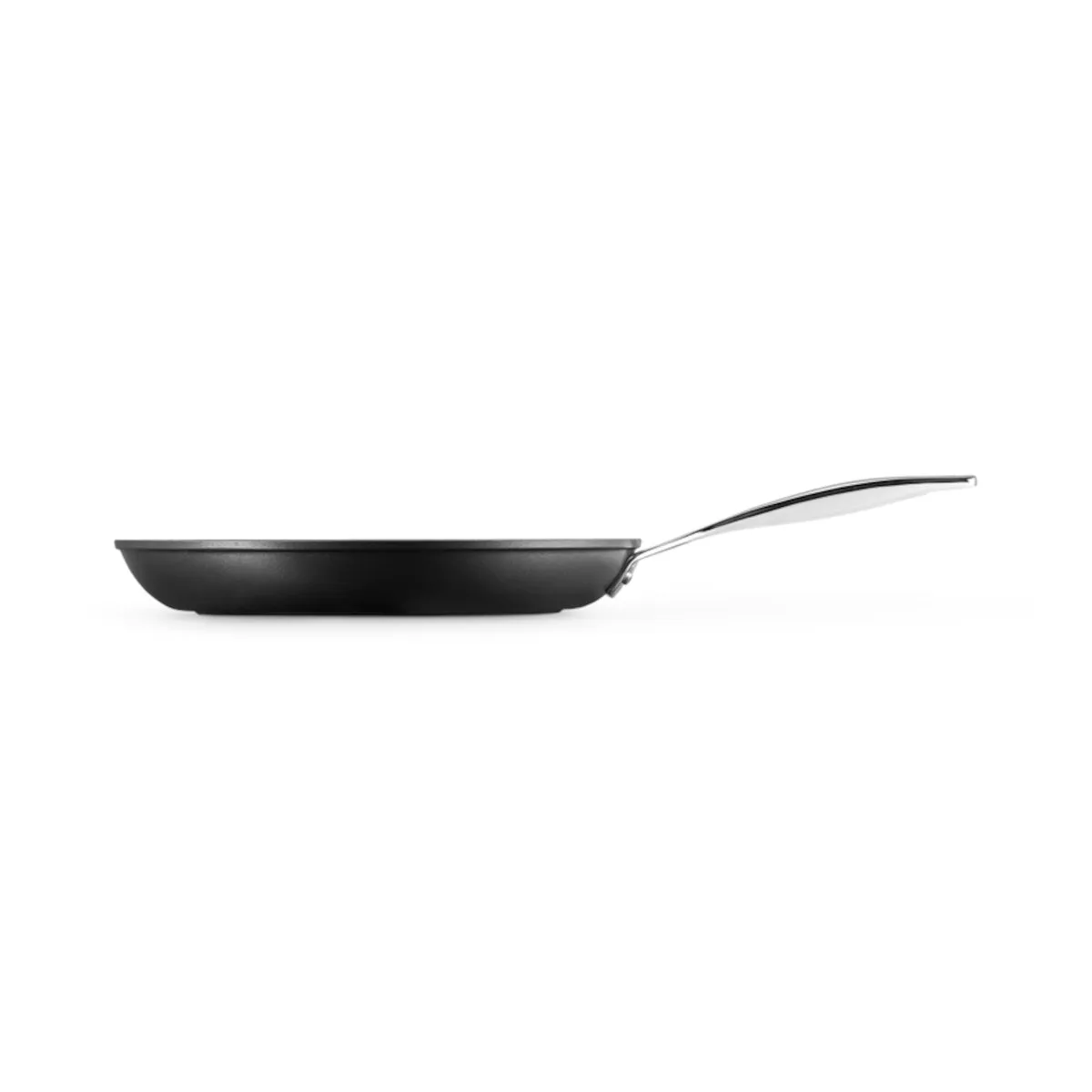 Le Creuset Toughened Non-Stick Shallow Frypan 30cm