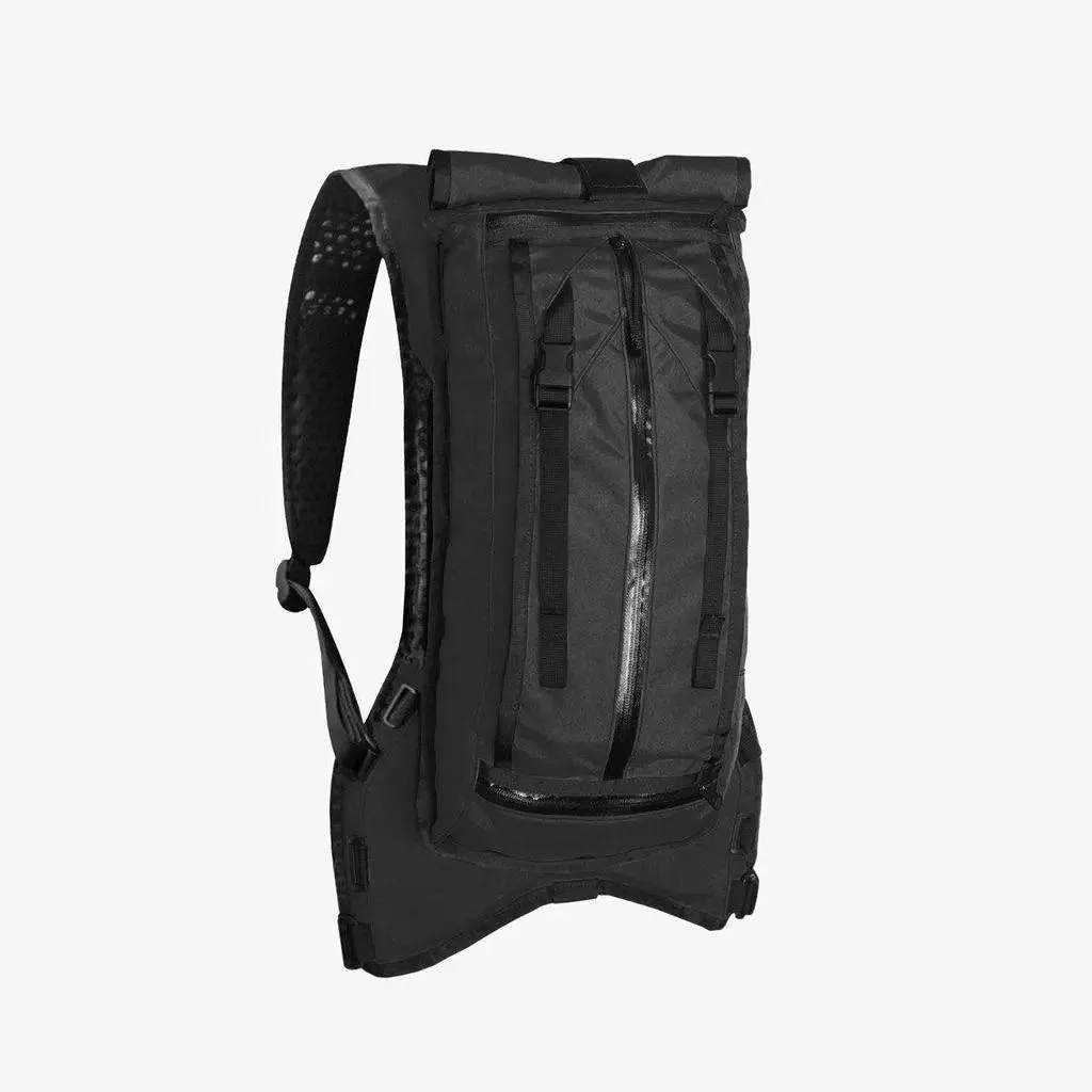 Mission Workshop The Hauser Hydration Pack