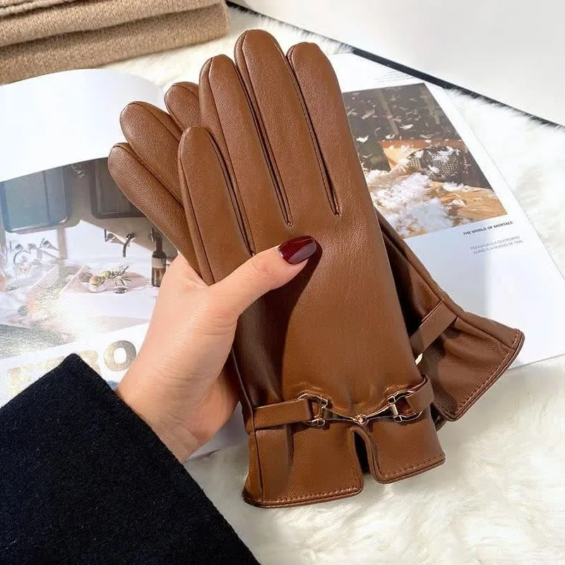 Women's Metal Decor Warm Velvet PU Leather Gloves