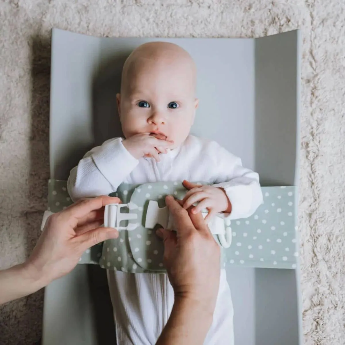 Wrigglebum Nappy Change Harness