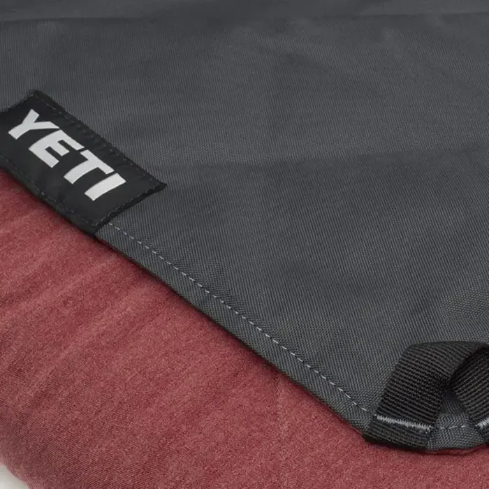 Yeti Lowlands Blanket Fireside Red